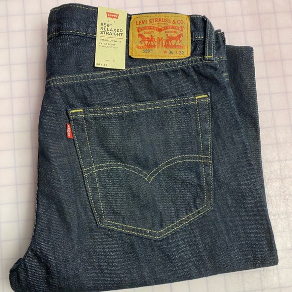 Levi's Other - Levi’s Men’s 559 Relaxed Straight jeans, 36x32